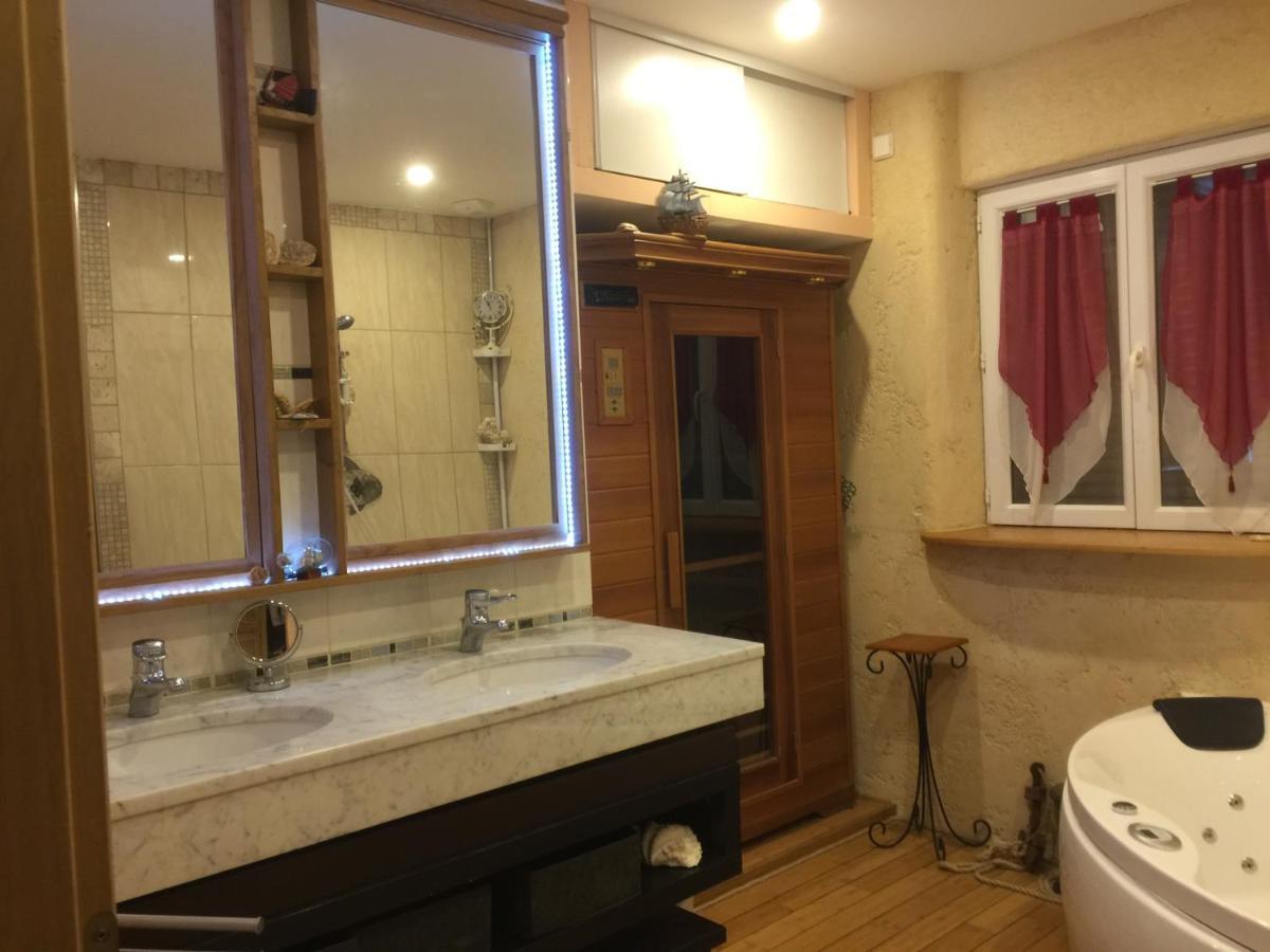 Catonvielle La Decouverte, Jacuzzi, Sauna, Et Terrasse Avec Vue Sur Lac A La Campagne Entre Toulouse Et Auch מראה חיצוני תמונה